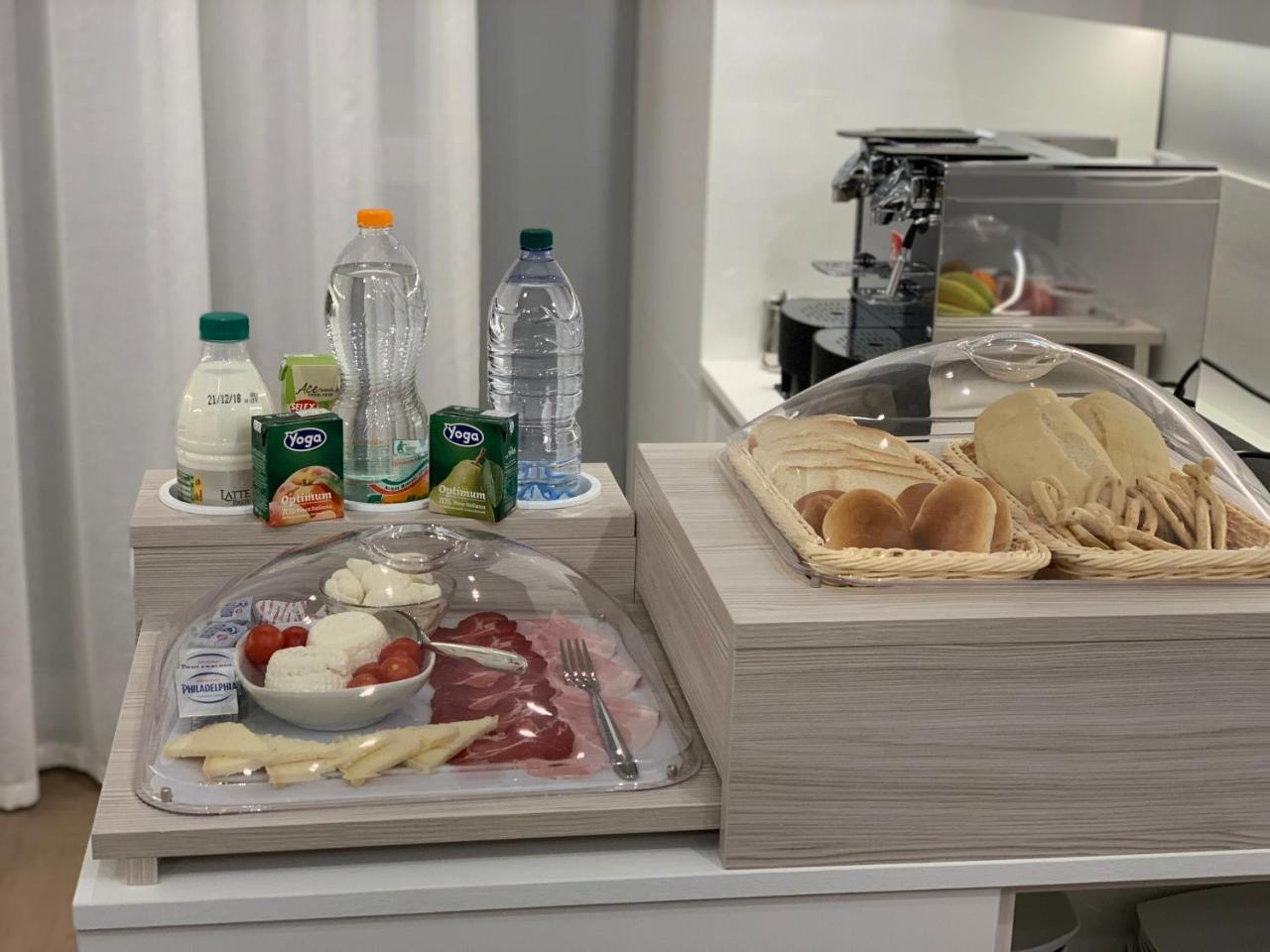 Agorà B&B Urban Relais Canosa di Puglia Bagian luar foto